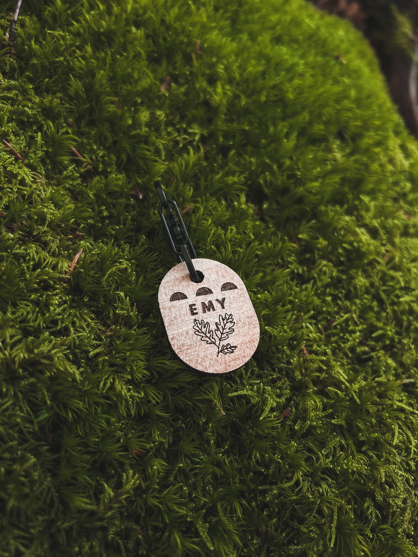 Médaille en bois modèle Emy